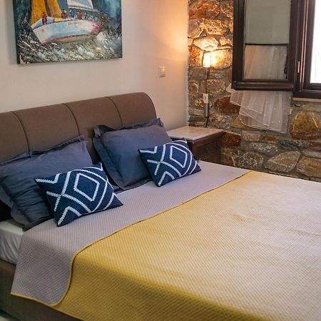 Villa Camellia Liaropa Bagian luar foto