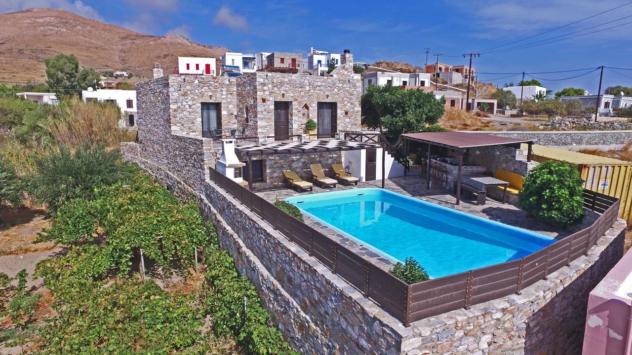 Villa Camellia Liaropa Bagian luar foto